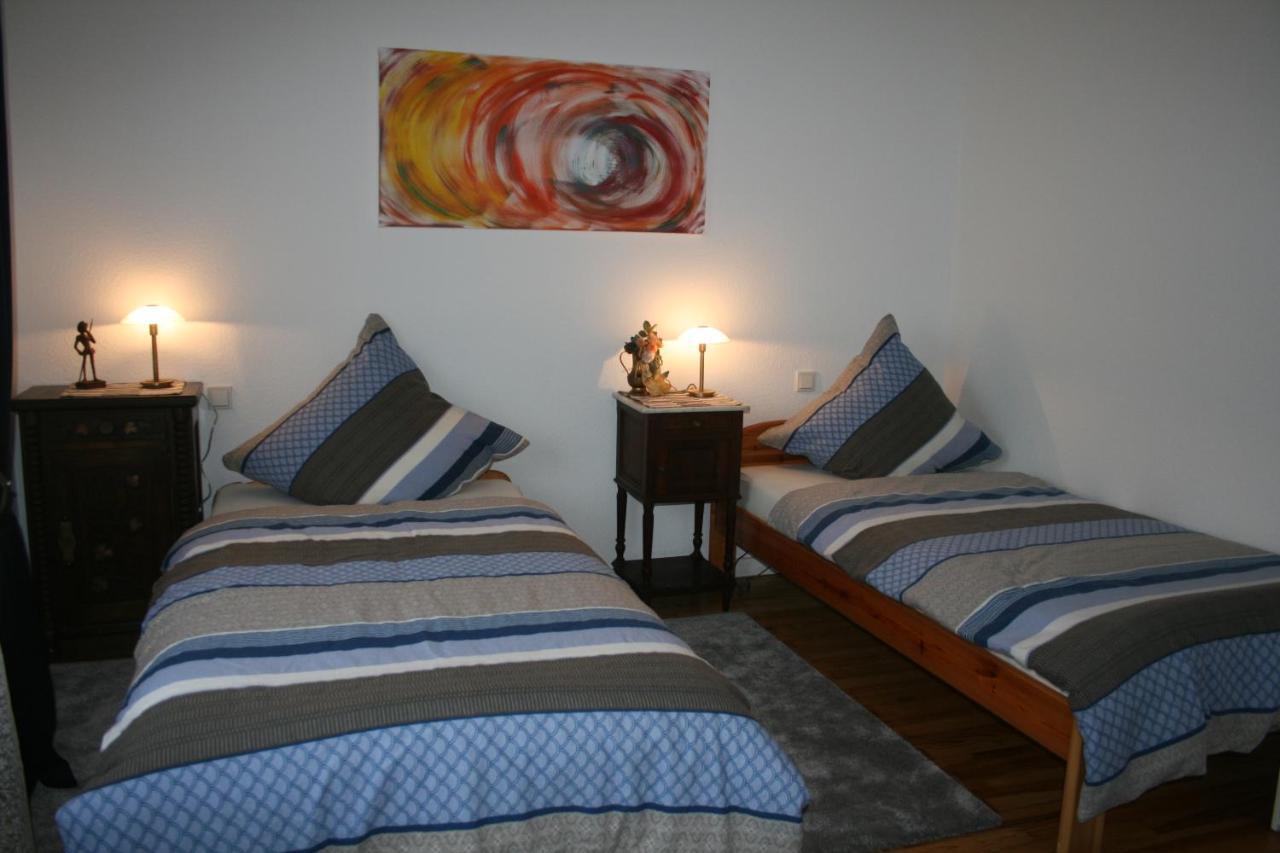 Moderne Ferienwohnung Mit Balkon Im Schoenen Saarland Dillingen an der Saar Exterior foto